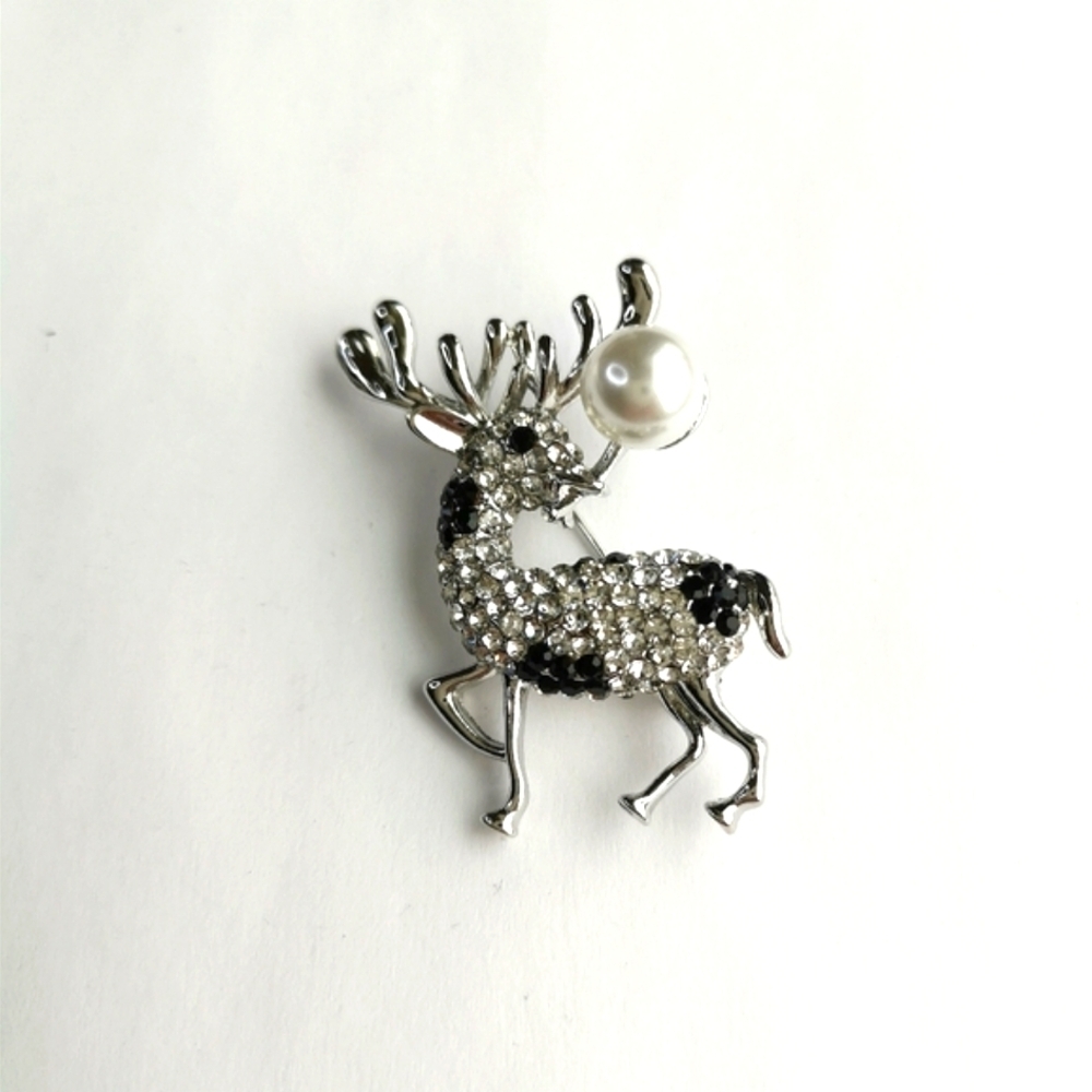 Christmas Brooch Reindeer Pearl crystal 🆕